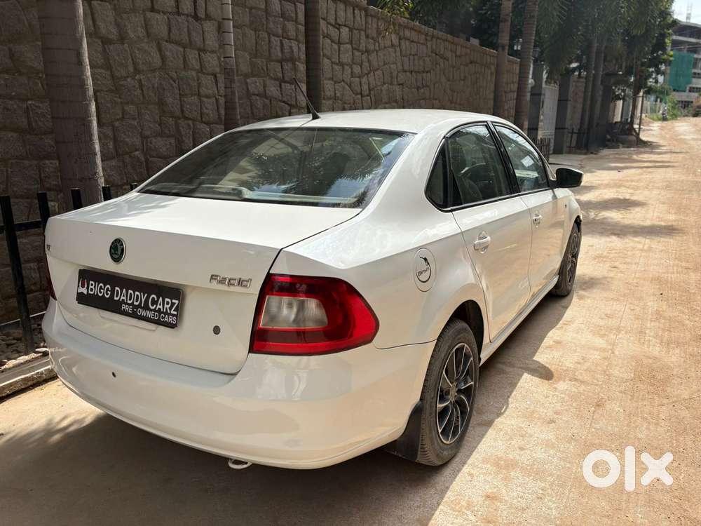 Skoda Rapid 1.5 Tdi Ambition With Alloy Wheel, 2012, Petrol