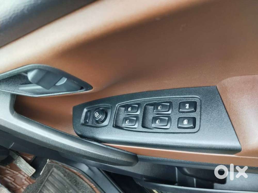 Mahindra Scorpio N Z4 Diesel At 2wd 7 Str, 2025, Diesel