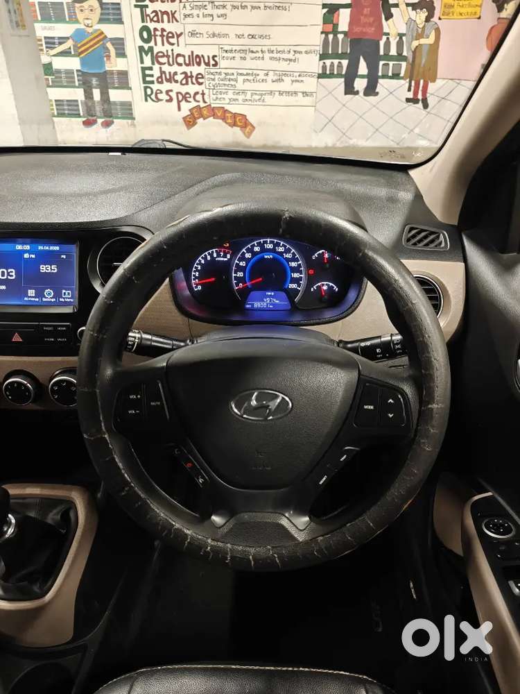 ગ્રાન્ડ આઇ ટેન સ્પોર્ટ્સ (option)૨૦૧૬ Petrol +cng.બેન્ક મેનેજર ની ગાડી