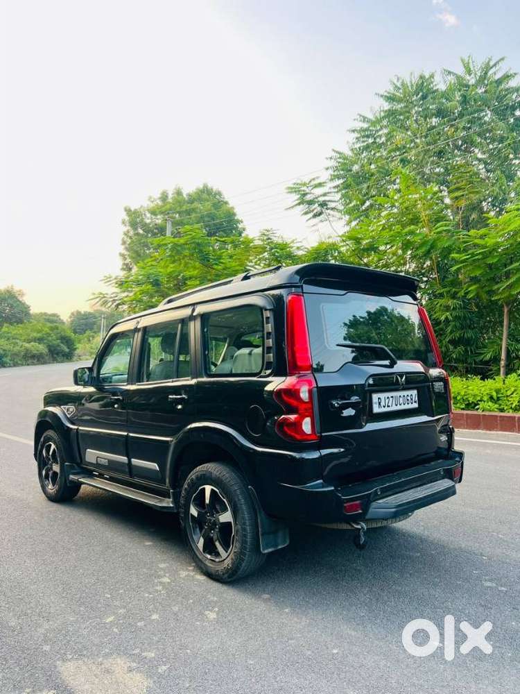 Mahindra Scorpio Classic 2.2 S 11 Mt 7 Str, 2022, Diesel