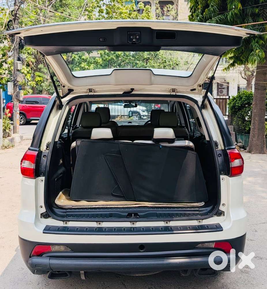 Tata Hexa Xe, 2017, Diesel