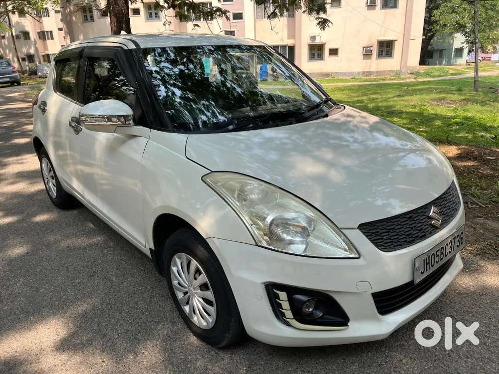 Maruti Suzuki Swift 2015 Petrol Well Maintained