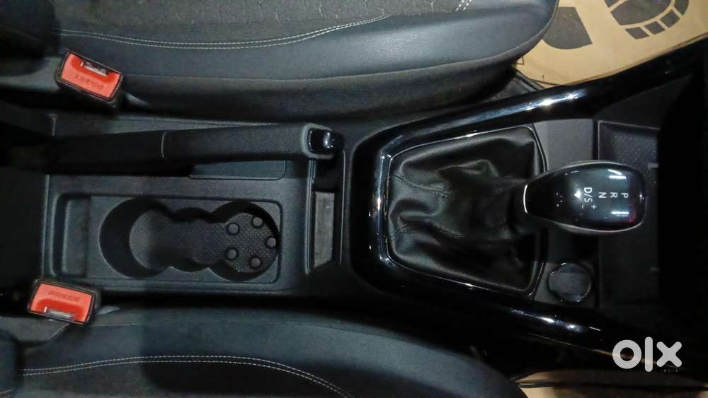 Volkswagen Taigun 1.0 Tsi Highline At, 2024, Petrol