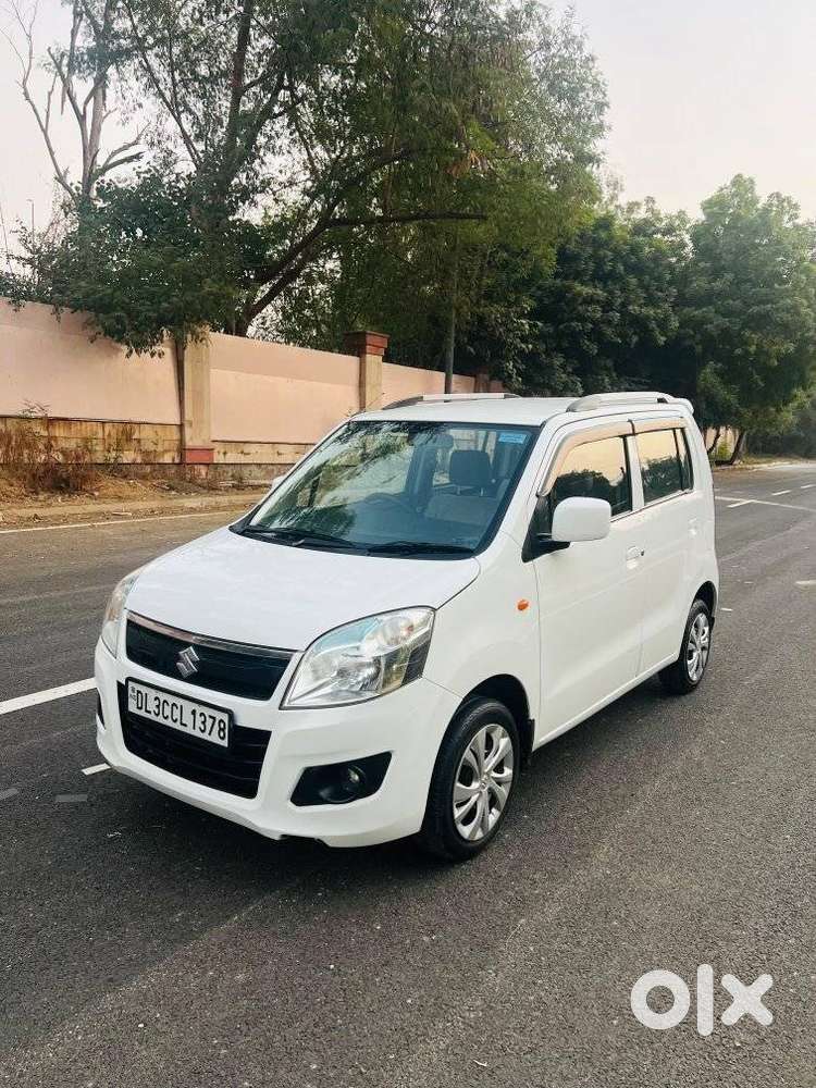 Maruti Suzuki Wagon R Amt Vxi Plus, 2016, Cng & Hybrids