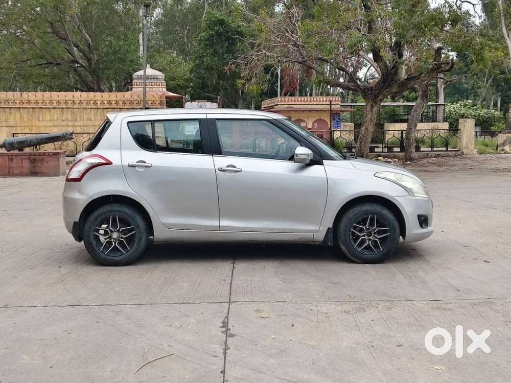 Maruti Suzuki Swift Vxi Ags, 2014, Petrol