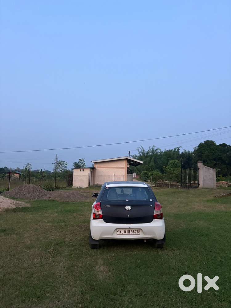 Toyota Etios Liva Petrol 2015