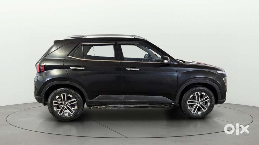 Hyundai Venue 1.0 Sx (o) Turbo Dct, 2023, Petrol