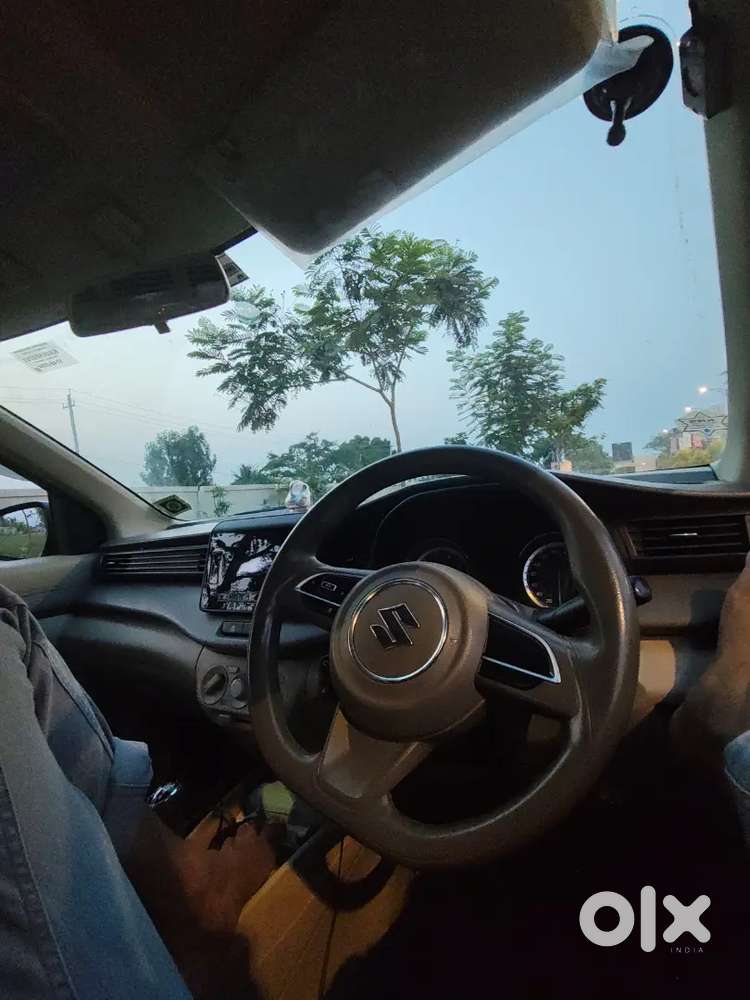 Maruti Suzuki Ertiga Vxi 2024