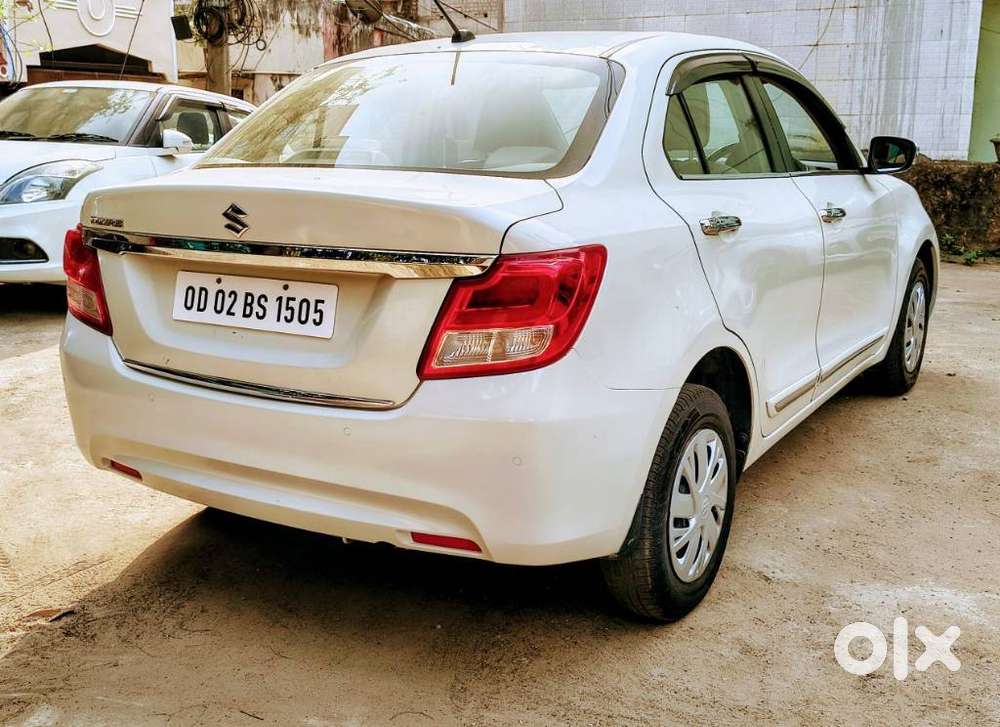 Maruti Suzuki Swift Dzire Vxi Optional, 2022, Petrol