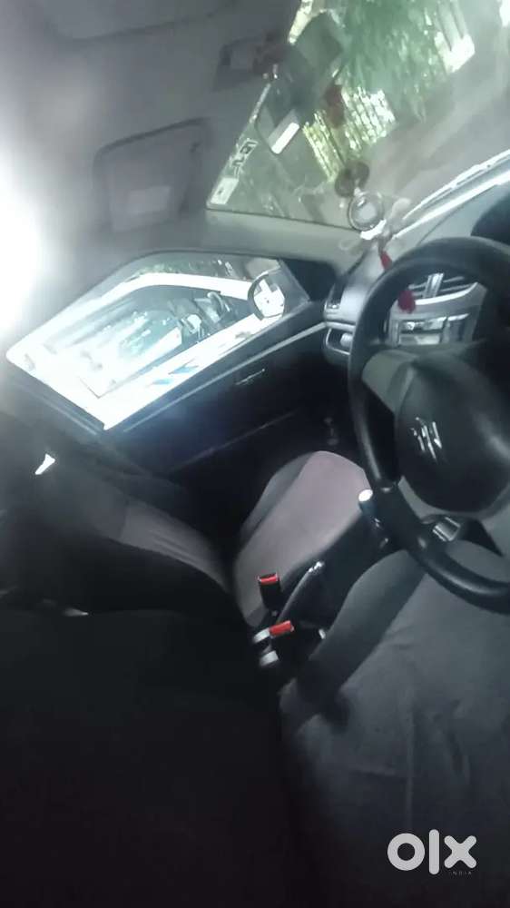 Swift Maruti 2017 Petrol Manual Second Owner