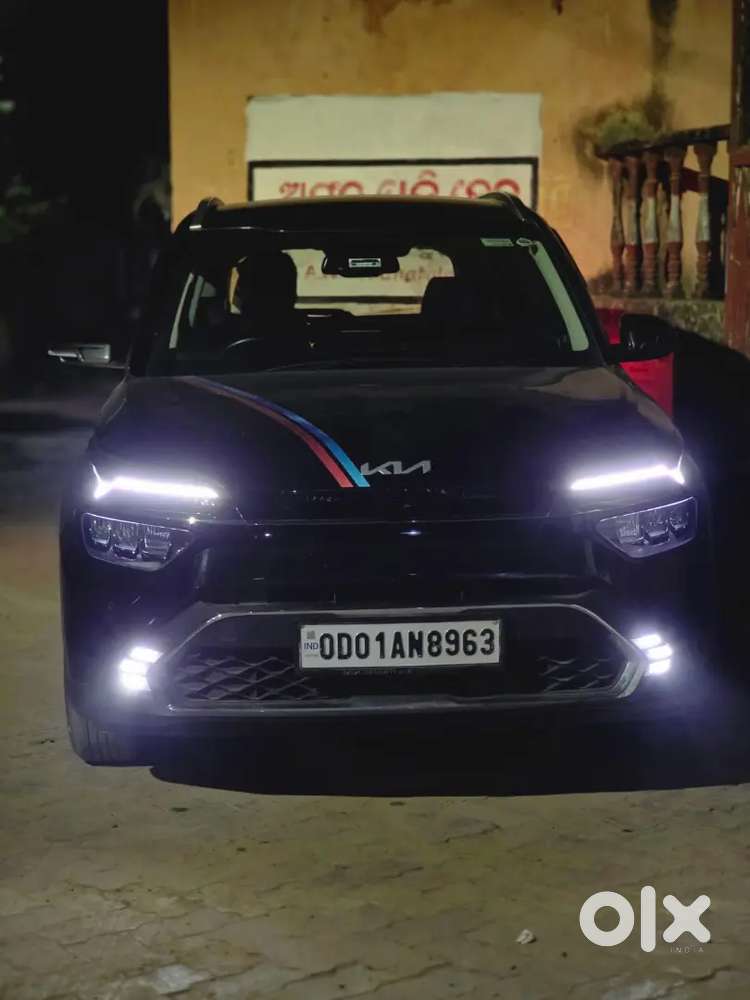 Kia Carens 2022 Petrol Good Condition