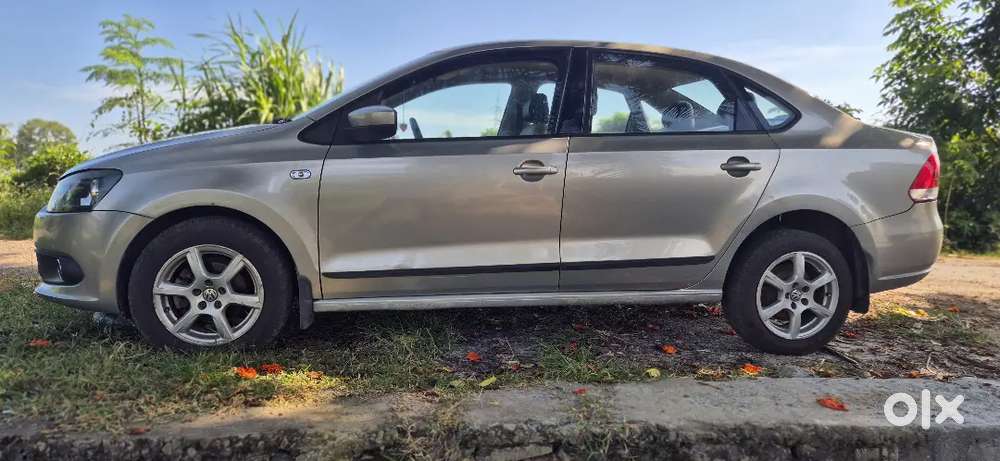 Volkswagen Vento 2013 Petrol Highline