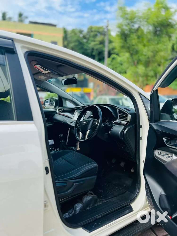 Toyota Innova Crysta 2.4 V 7 Str, 2018, Diesel