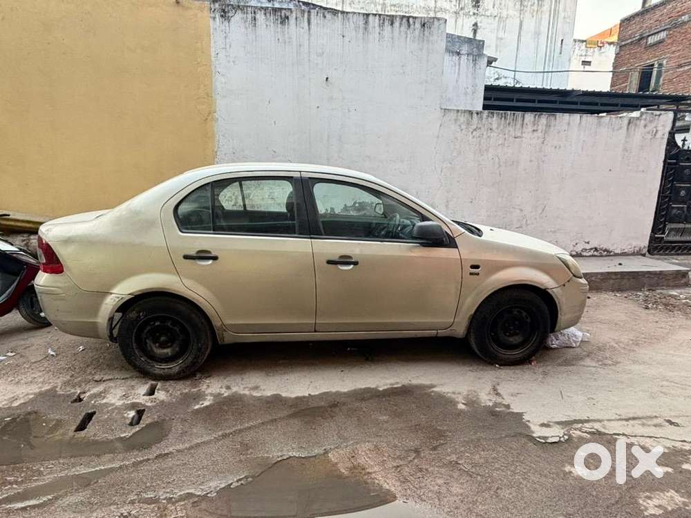 Ford Petrol Car 2006