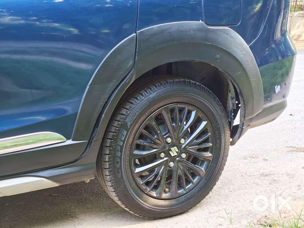 Maruti Suzuki Xl6 1.5 Alpha Plus Mt, 2020, Petrol