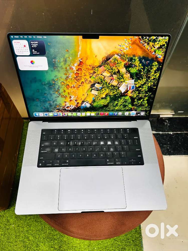N - Apple MacBook Pro M1 Pro Chip 16 inch