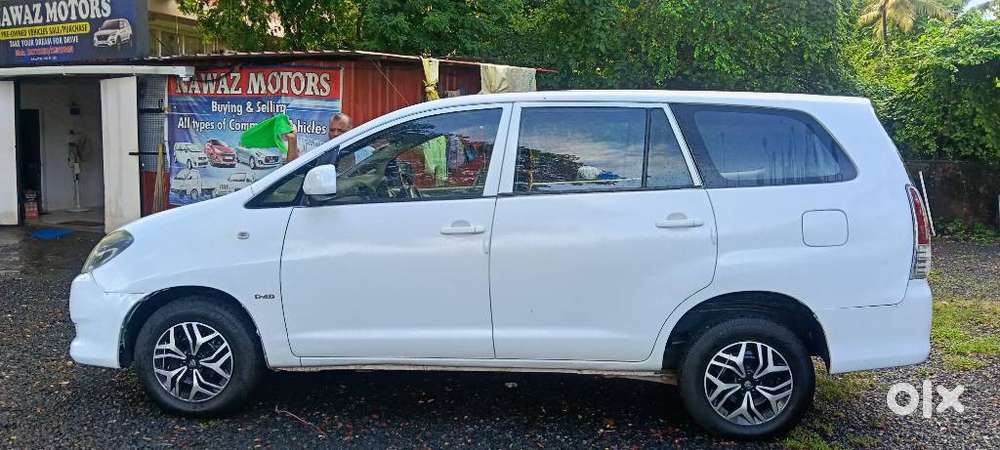 Toyota Innova 2.5 G (diesel) 7 Seater, 2012, Diesel
