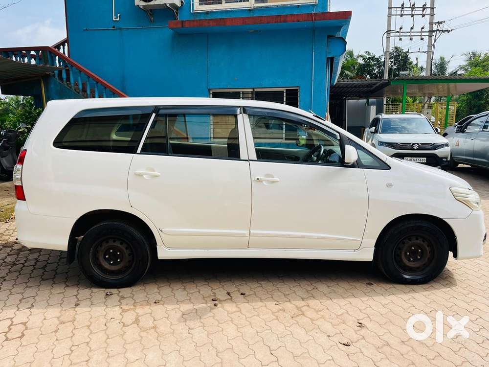 Toyota Innova 2014 Diesel Well Maintained