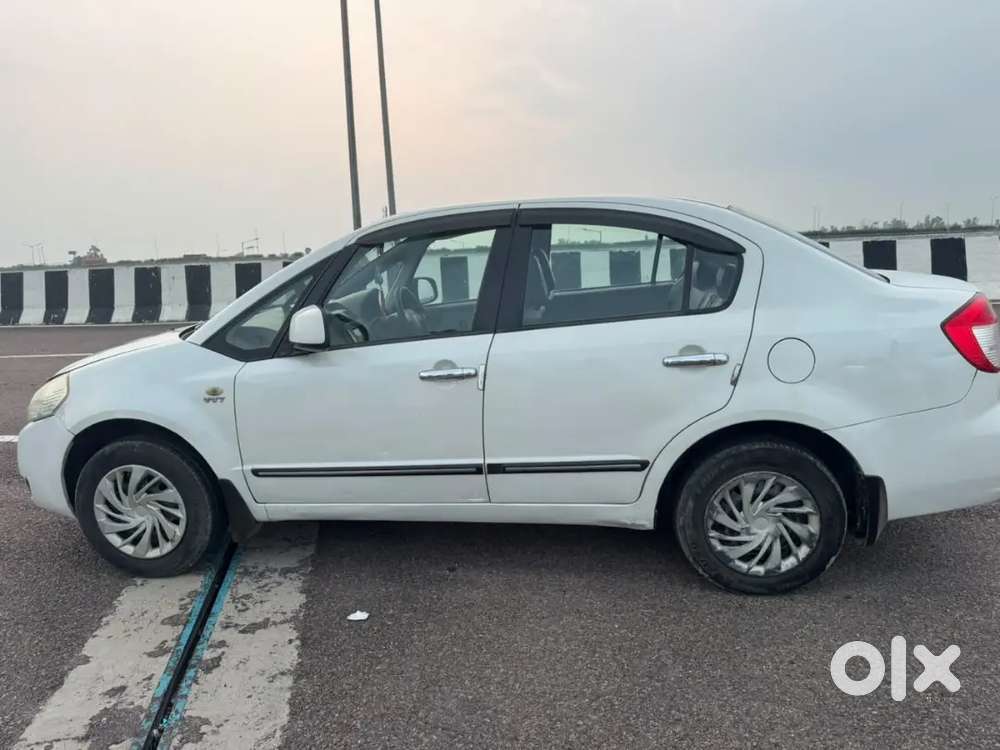 2011 Model 
Sx4 Petrol+ Cng Aproved Rc
2031 Tak Passing Available 
Ins