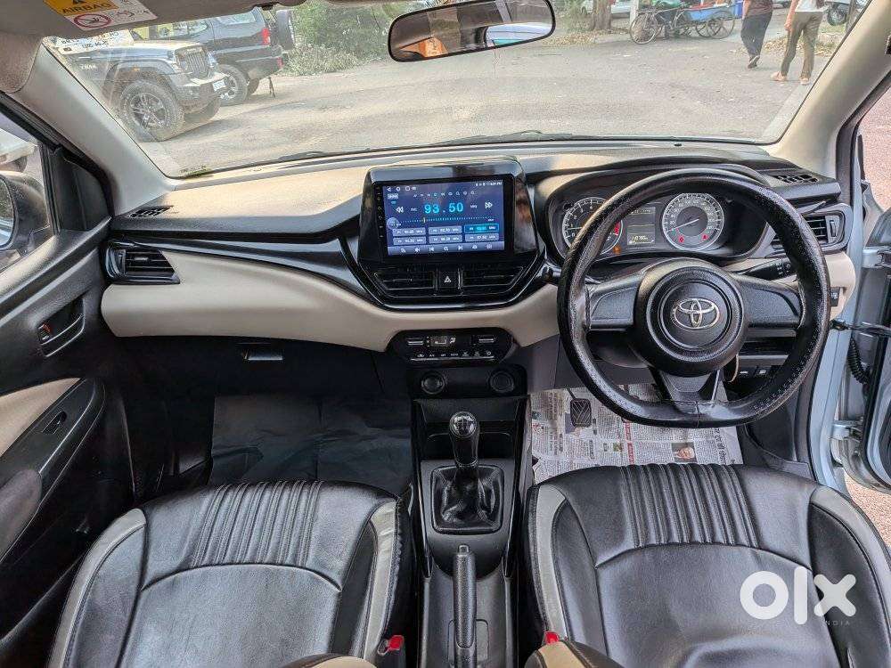 Toyota Glanza 1.2 E, 2023, Petrol
