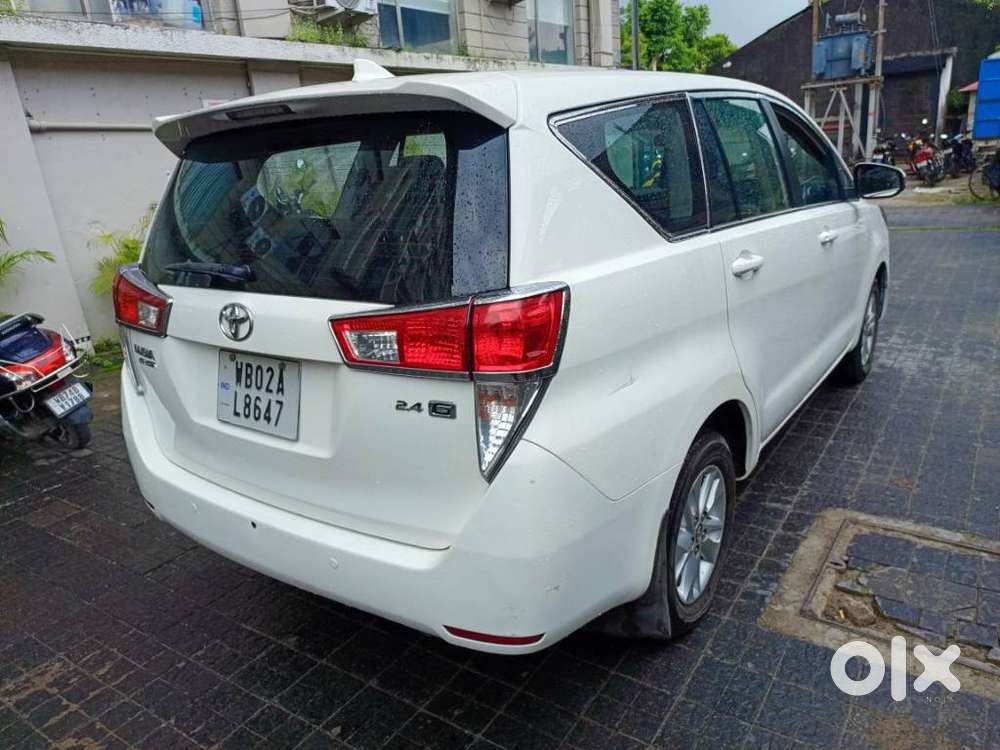 Toyota Innova Crysta 2.4 G Mt 8s, 2017, Diesel