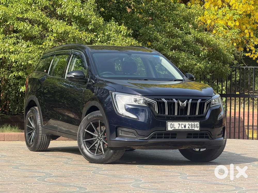 Mahindra Xuv700 Mx Petrol Mt 5 Str (e), 2024, Petrol
