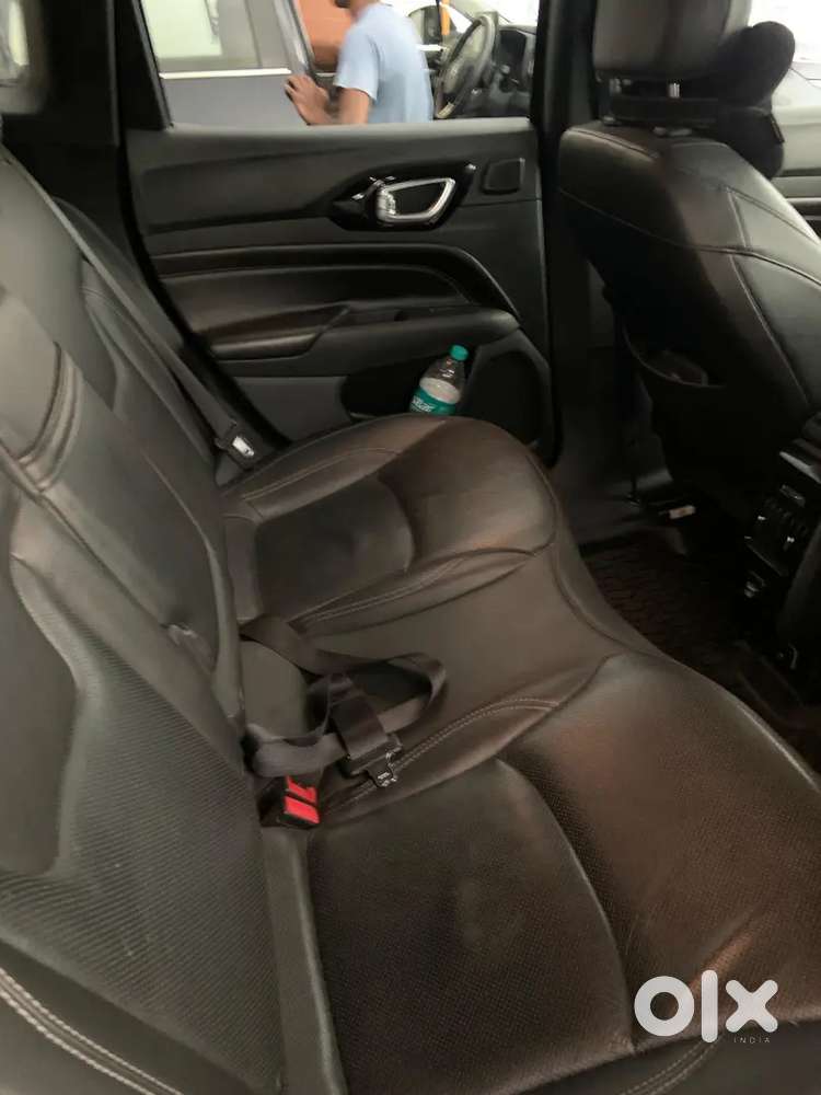 Xavier's Professor Maintained Jeep Compass 2022 40k Diesel Manual