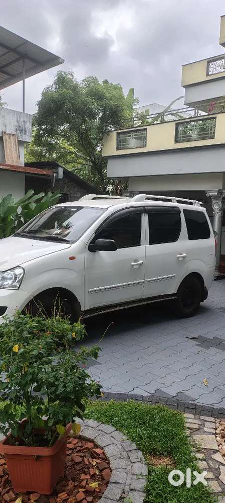 Mahindra Xylo 2010