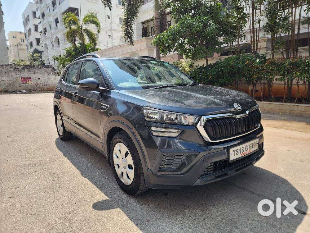 Skoda Kushaq 1.0 Tsi Active, 2022, Petrol