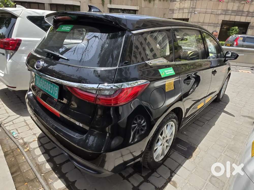 Byd E6 2024  Under Warranty  520km Range  Pristine Condition