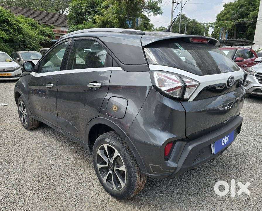 Tata Nexon 1.5 Revotorq Xma Plus (s) Amt, 2021, Diesel