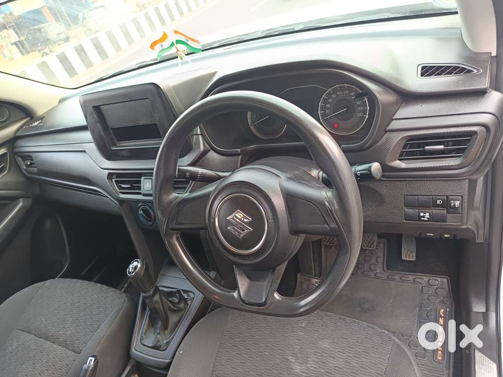 Maruti Suzuki Brezza 1.5 Lxi Cng, 2024, Cng & Hybrids