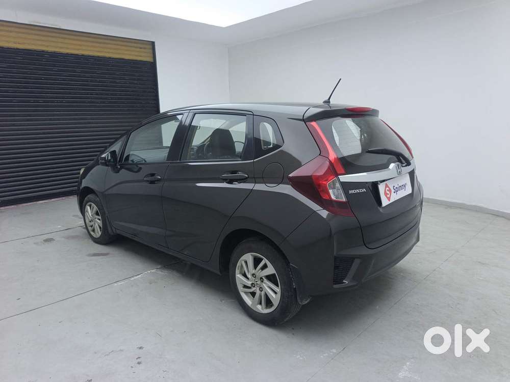 Honda Jazz [2020-2023] 1.2 V I-vtec Mt, 2015, Petrol