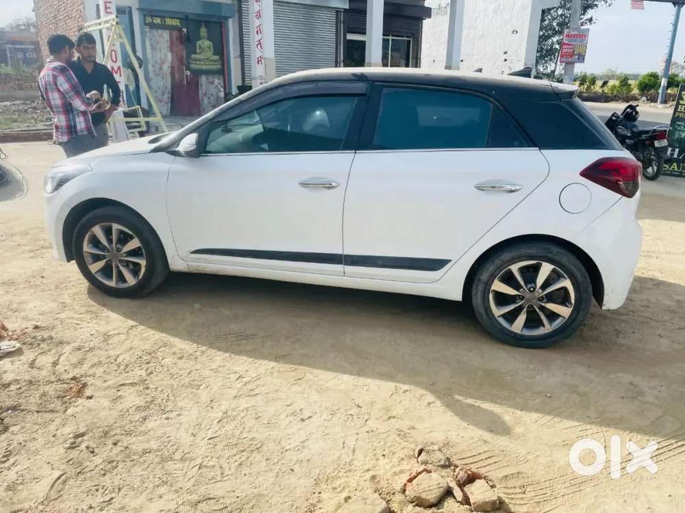 Hyundai I20 Sportz Petrol 2015