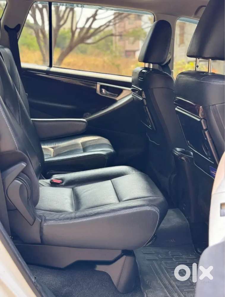 Toyota Innova Crysta 2018 Diesel Manual