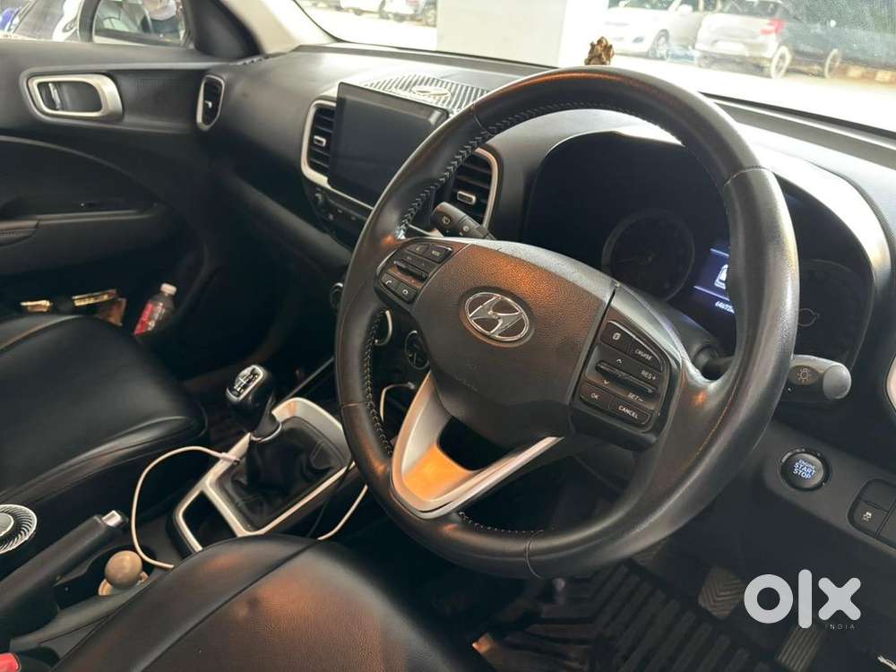 I Am Selling Hyundai Venue Sx (o) Mt Turbo 1.0 (petrol) In Gurgaon