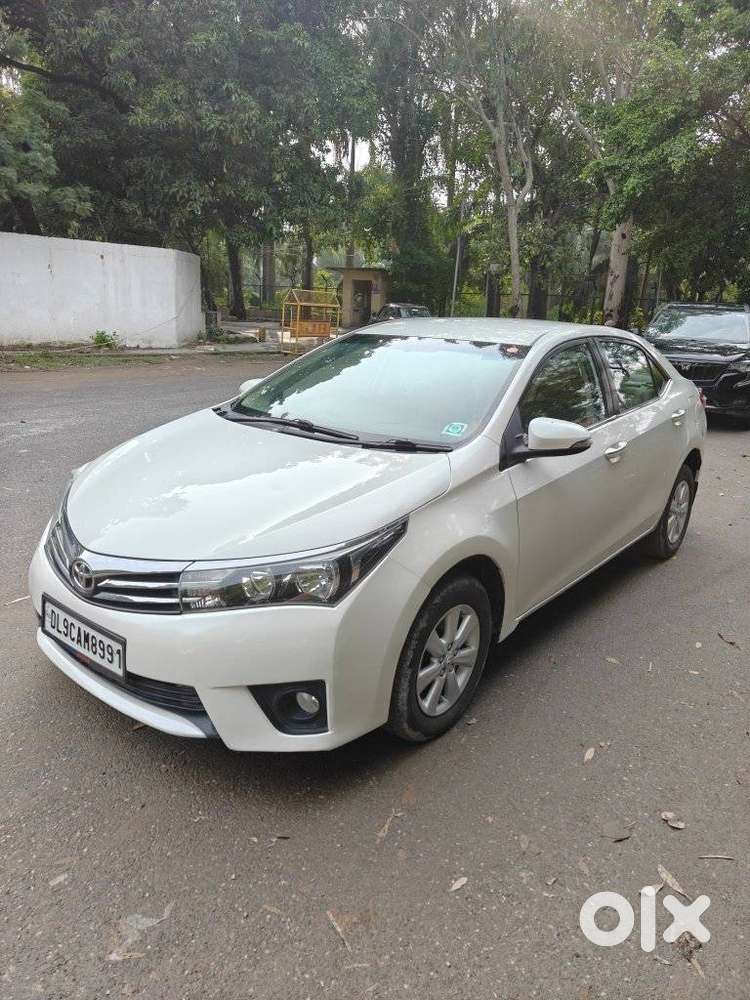 Toyota Corolla Altis 1.8 G Cvt, 2017, Petrol