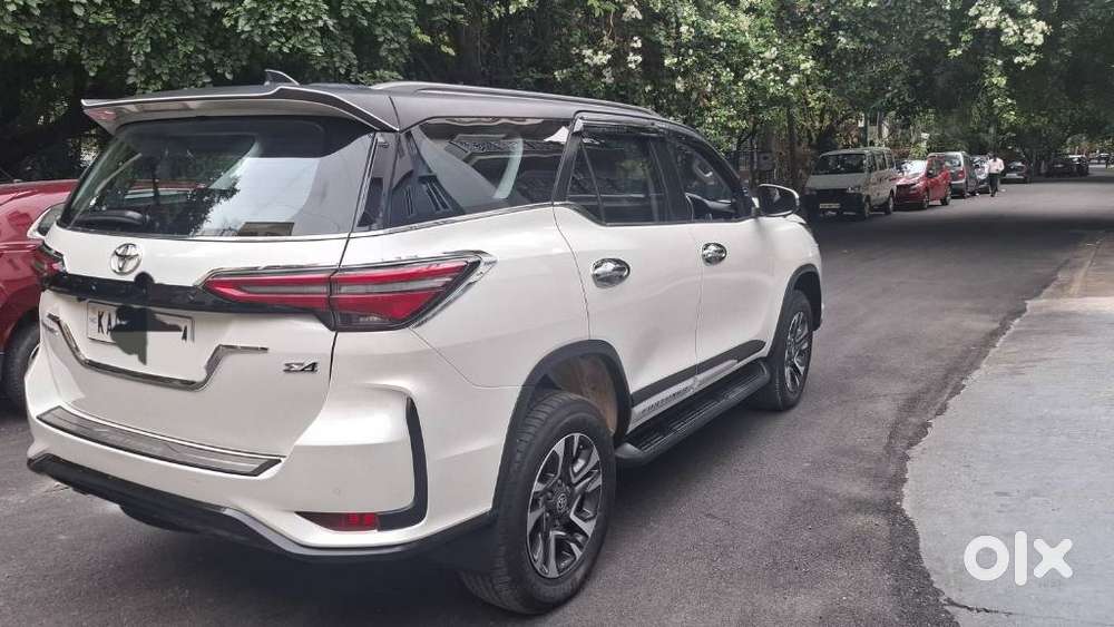 Toyota Fortuner Legender 4x4 At 2.8, 2022, Diesel
