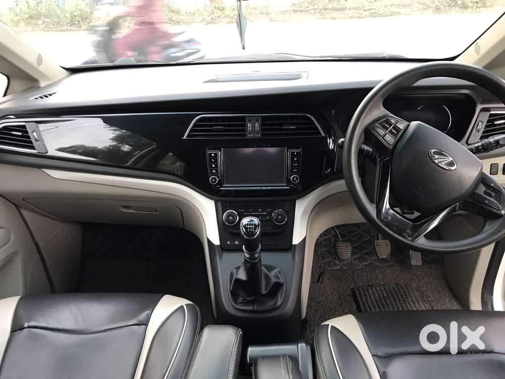 Mahindra Marazzo M8 8str, 2018, Diesel