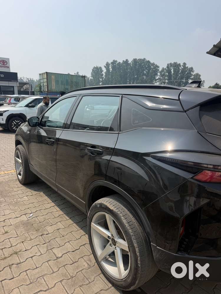 Tata Harrier Diesel 2424 Automatic
