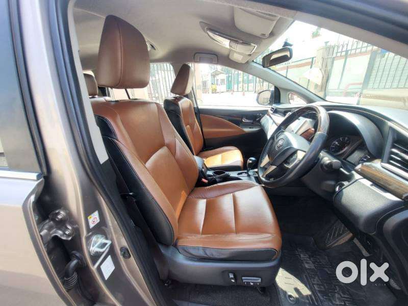 Toyota Innova Crysta 2.8 Zx At, 2016, Diesel