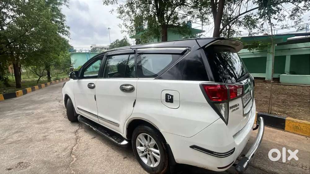 Toyota Innova Crysta 2017 Petrol Mt 7 Str