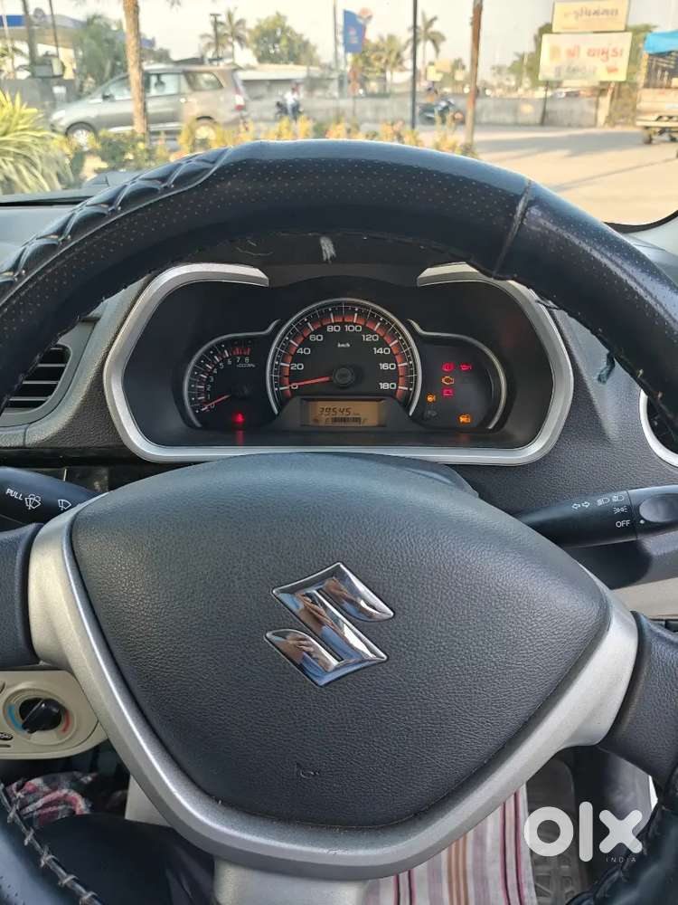 Low Running 39,500 Km  85% Tyre  100% Battery  Well Maintained