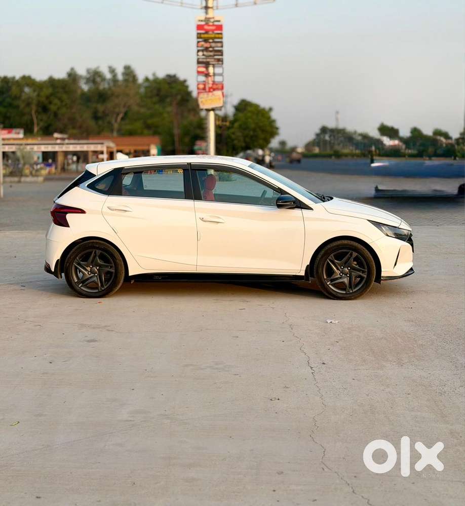 Hyundai I20 Sportz 1.2 Bs-iv, 2022, Cng & Hybrids