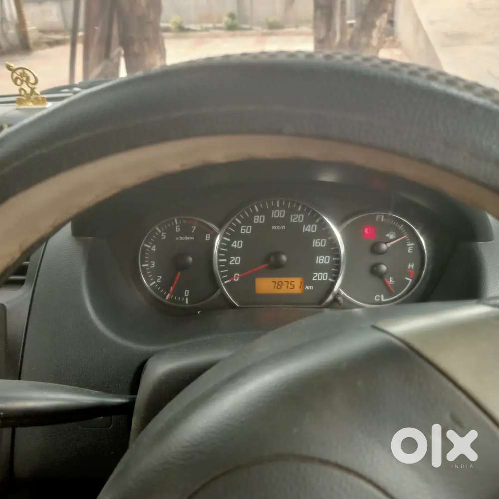 Maruti Suzuki Dzire 2011