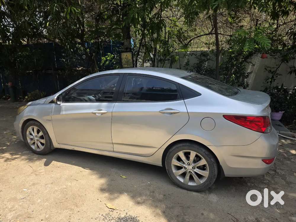 Hyundai Verna 1.6 Sx 2011