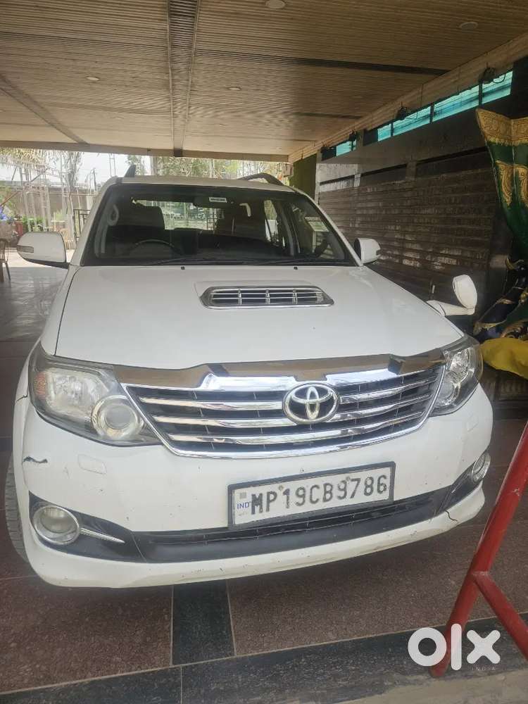 Toyota Fortuner 2015 Diesel Well Maintained