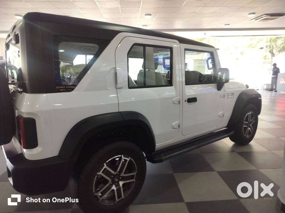 Mahindra Thar Roxx Mx5 Petrol At 2wd, 2025, Petrol