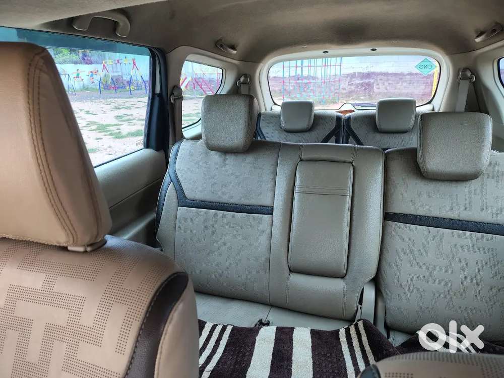 Maruti Suzuki Ertiga Zxi 2024