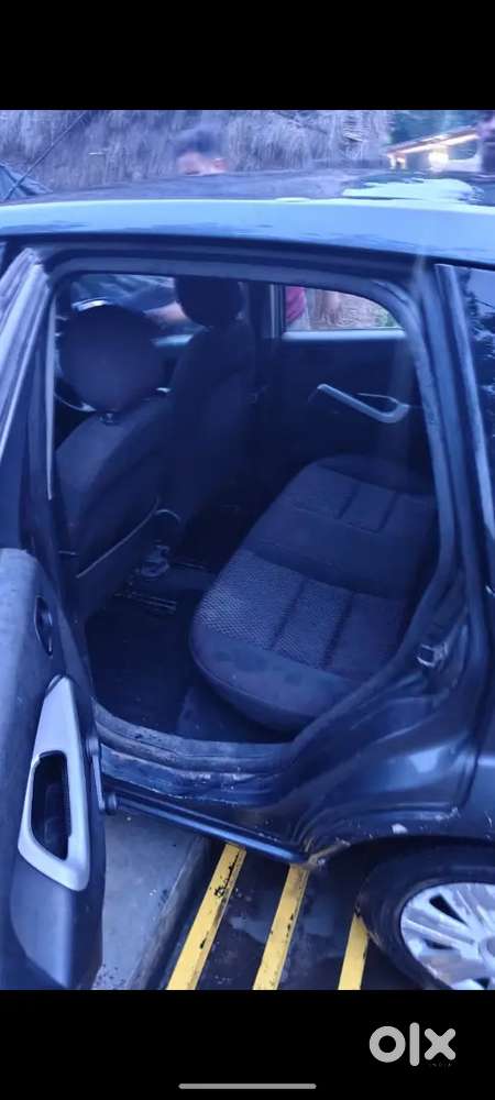 Ford Figo 2010 Petrol 58000 Km Driven